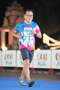 BIB: 4400
                            <button type="button" onclick="openModal(19767719)" class="btn btn-primary btn-sm float-right btn-popup" data-toggle="modal" data-target=".modal-high-quality">
                        <i class="fas fa-shopping-cart"></i> Add to Cart
                    </button>
                                            <button type="button" onclick="isThisMe(19767719, true)" class="btn btn-success btn-sm float-right btn-popup btn-isme hidden" data-toggle="tooltip" data-placement="bottom" title="นี่คือรูปของคุณใช่ไหม คลิกที่นี่เพื่อเอาเข้าอัลบั้ม">
                        <i class="fas fa-plus"></i> Add to album
                    </button>
                    <button type="button" onclick="isThisMe(19767719, false)" class="btn btn-warning btn-sm float-right btn-popup btn-isnotme hidden">
                        <i class="fas fa-ban"></i> Remove from album
                    </button>